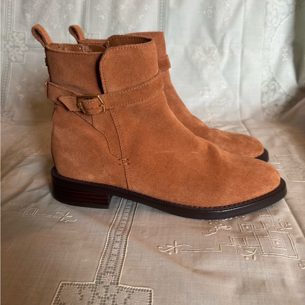 Women's Tan Suede Ankle Boots